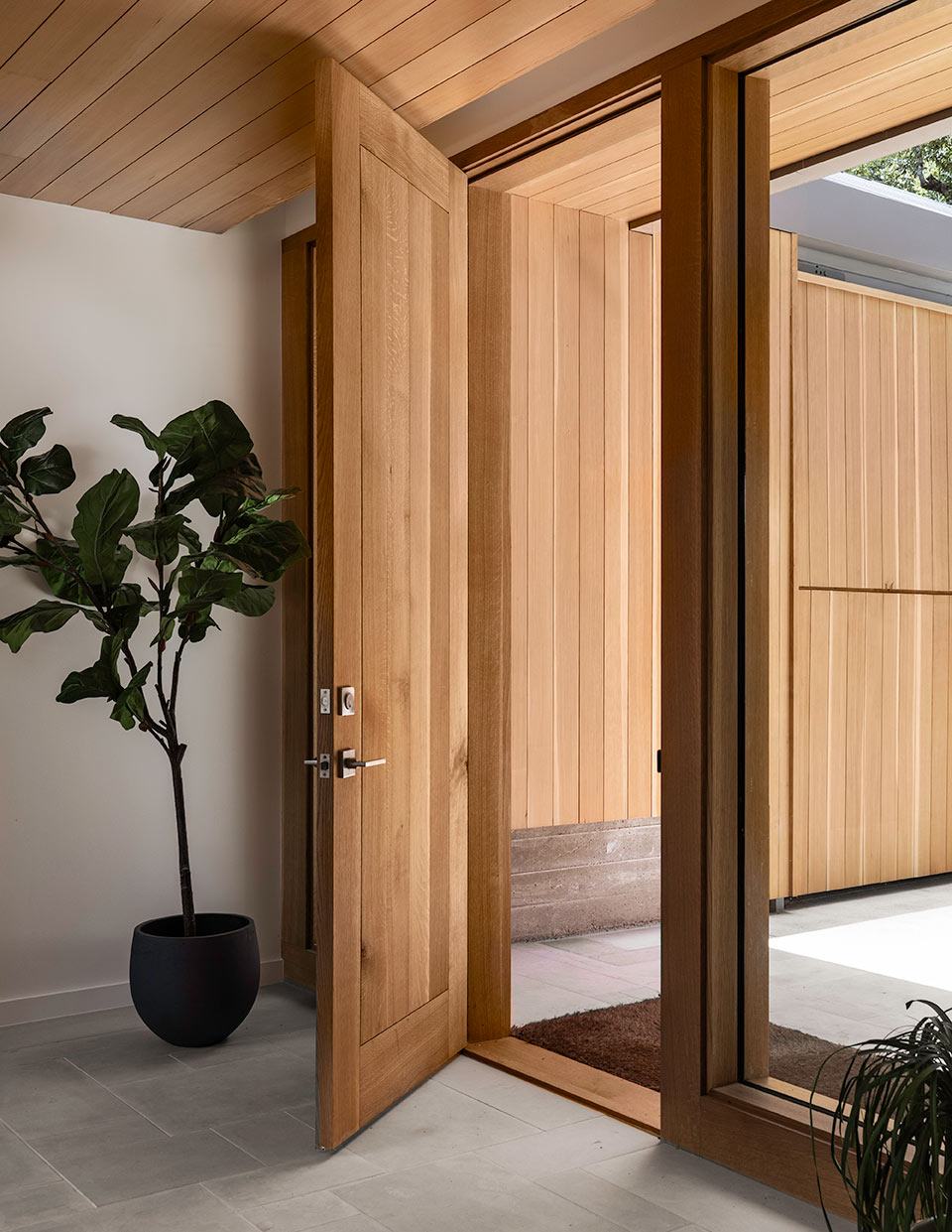 Oak front door and entry