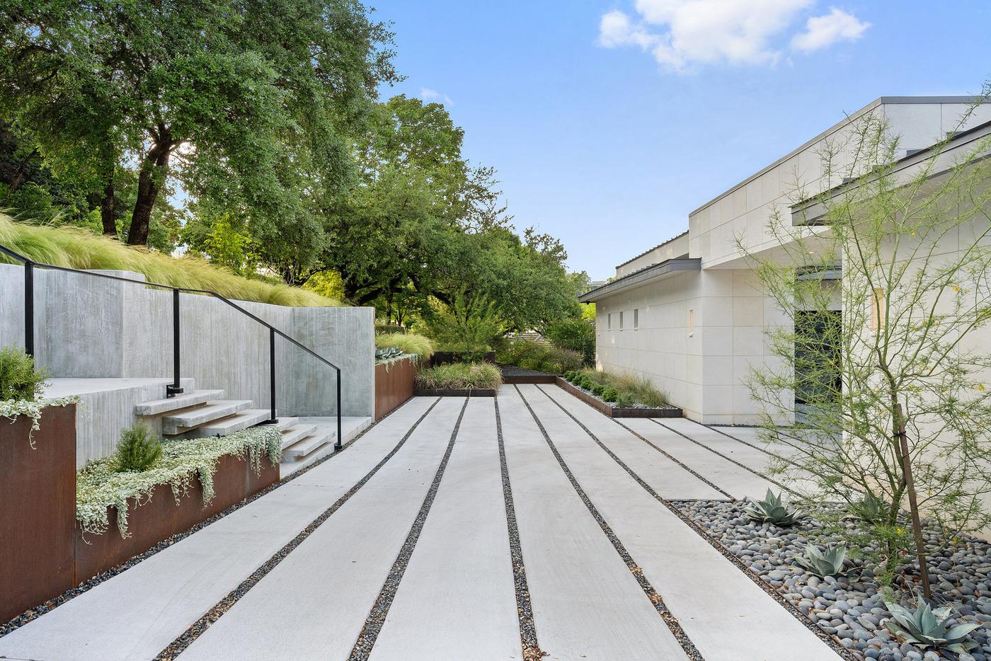4310 River Garden Trail, photo 29